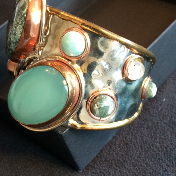 Tri-Metal Stone Cuff Statement Bracelet - Picture 5 of 8
